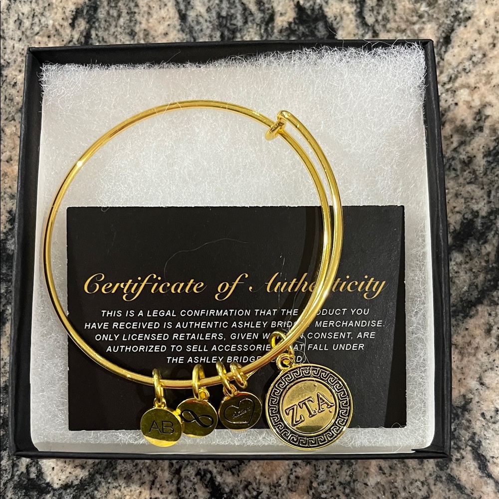 Ashley Bridget Gold and Black Charm Bracelet ZTA